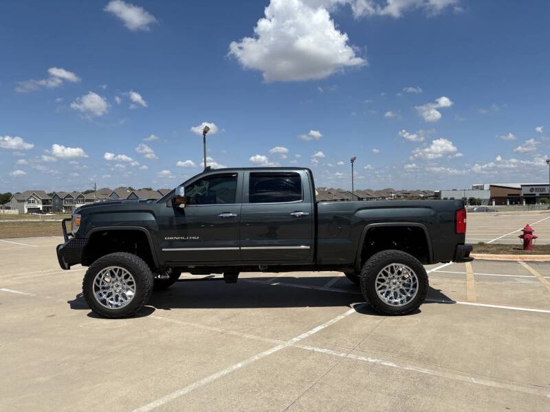 2017 GMC Sierra 3500 HD - Image 1