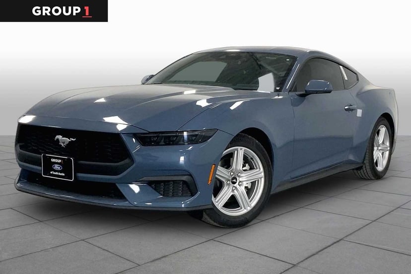 2026 Ford Mustang - Image 2