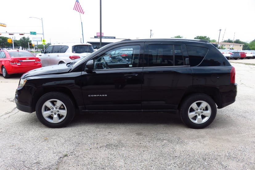 2014 Jeep Compass - Image 2