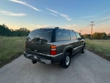 2002 Chevrolet Suburban - Preview 6