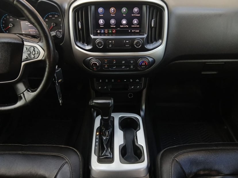 2019 Chevrolet Colorado - Image 3