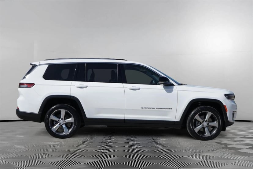 2021 Dodge Grand Cherokee L - Image 2