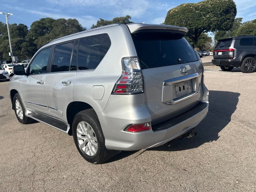 2018 Lexus GX - Image 3