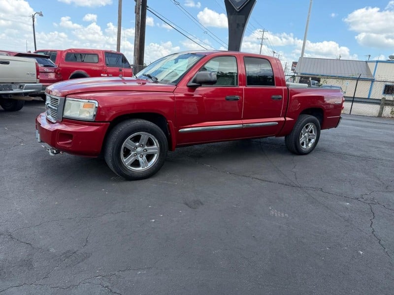 2008 Dodge Dakota - Image 1