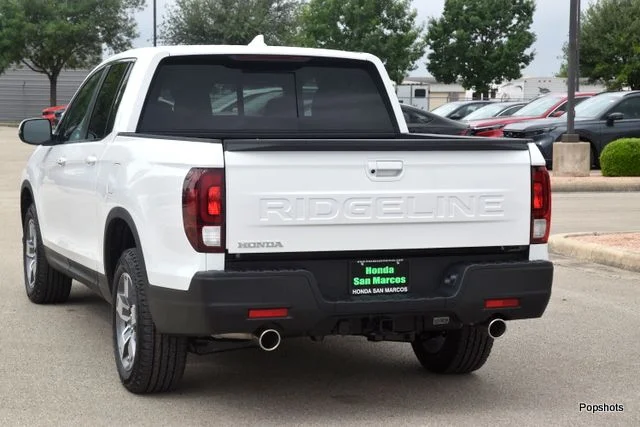 2026 Honda Ridgeline RTL 4D Crew Cab Platinum White Pearl - Image 1