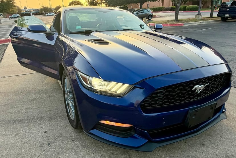 2015 Ford Mustang - Image 1