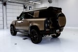 2024 Land Rover Defender - Preview 5