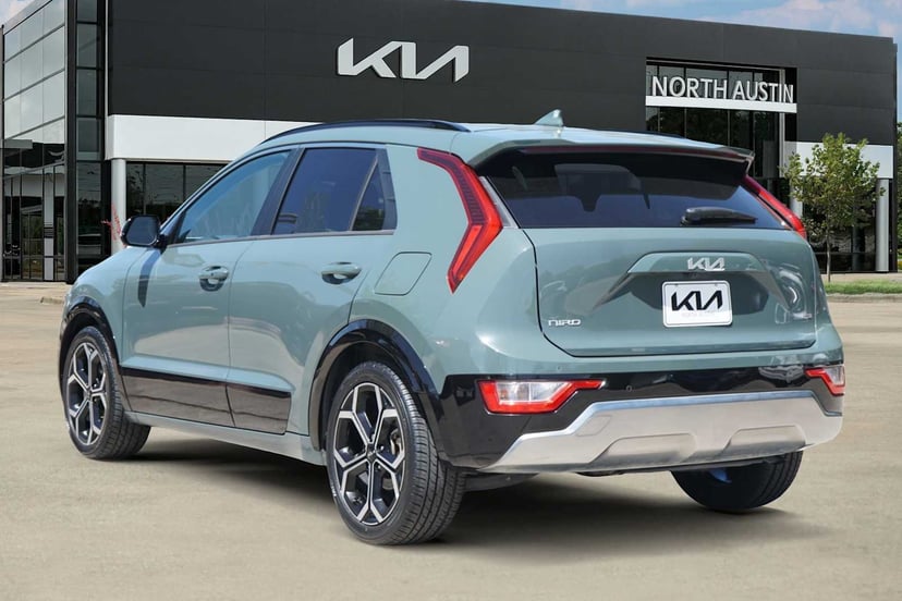 2024 Kia Niro - Image 3