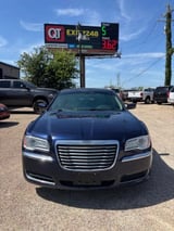 2014 Chrysler 300 - Preview 3