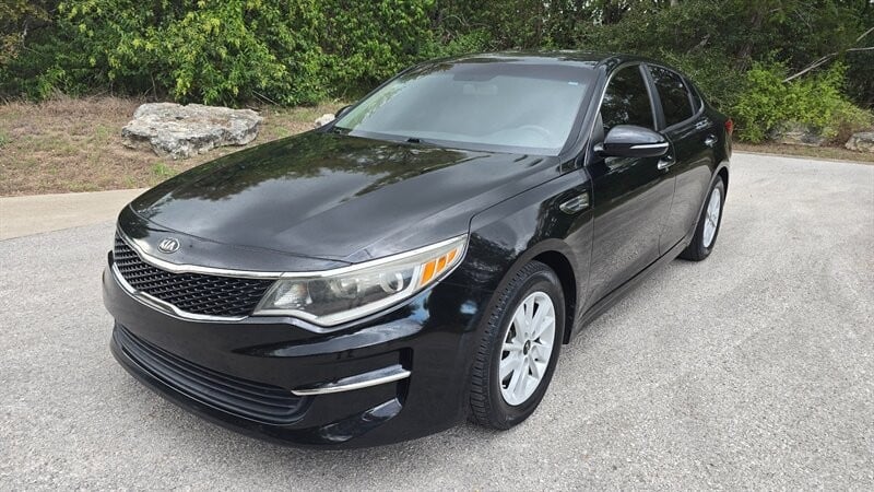 2016 Kia Optima - Image 1