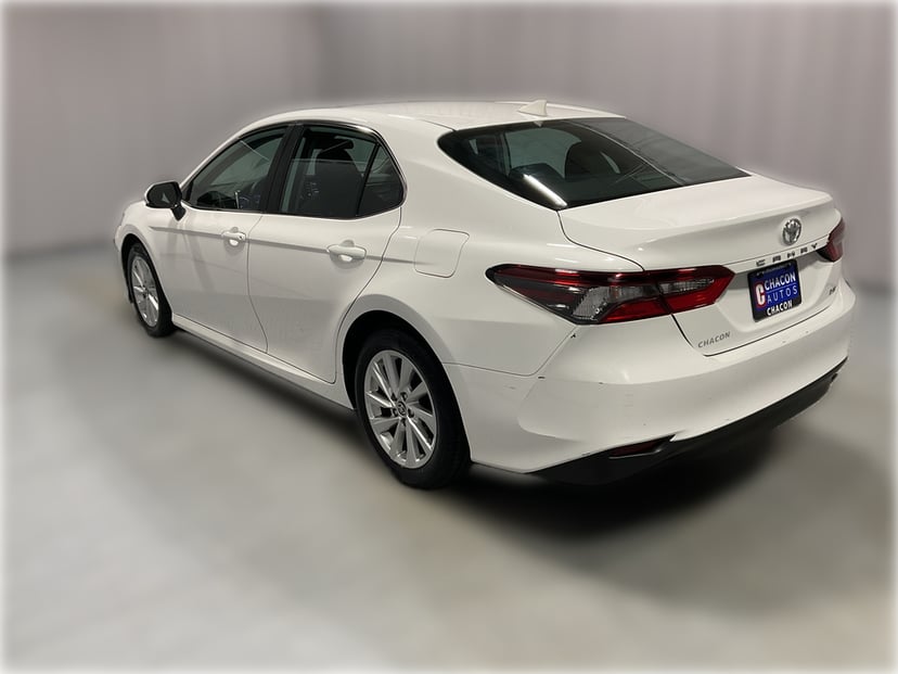 2024 Toyota Camry - Image 3