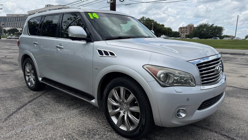 2014 Infiniti QX80 - Image 2
