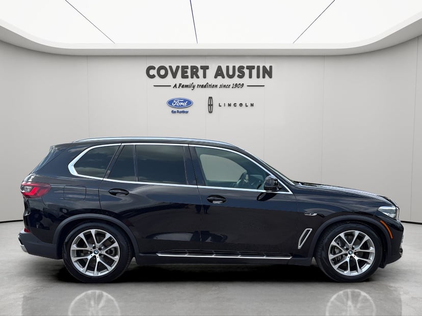 2023 BMW X5 - Image 3