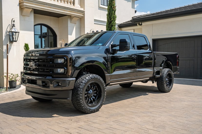 2025 Ford F-250 - Image 1