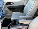 2017 Chrysler Pacifica - Preview 11