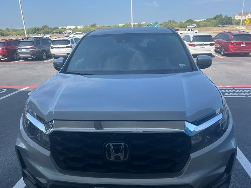 2023 Honda Passport - Image 3