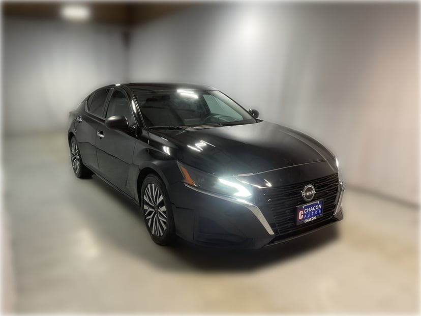 2024 Nissan Altima - Image 1