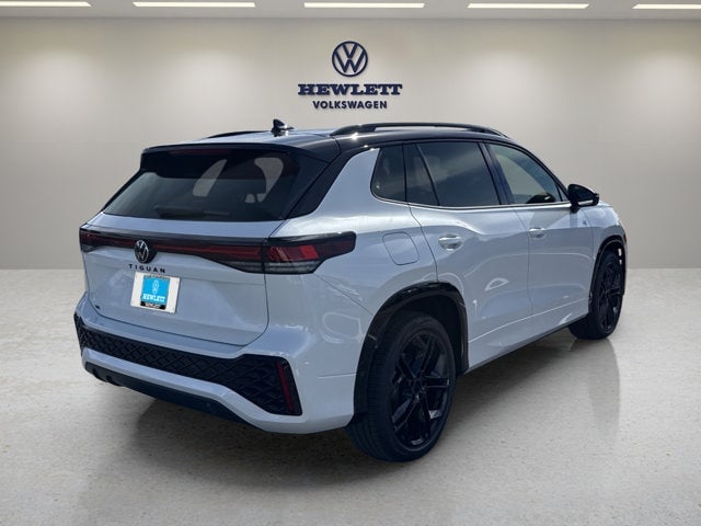 2026 Volkswagen Tiguan - Image 3
