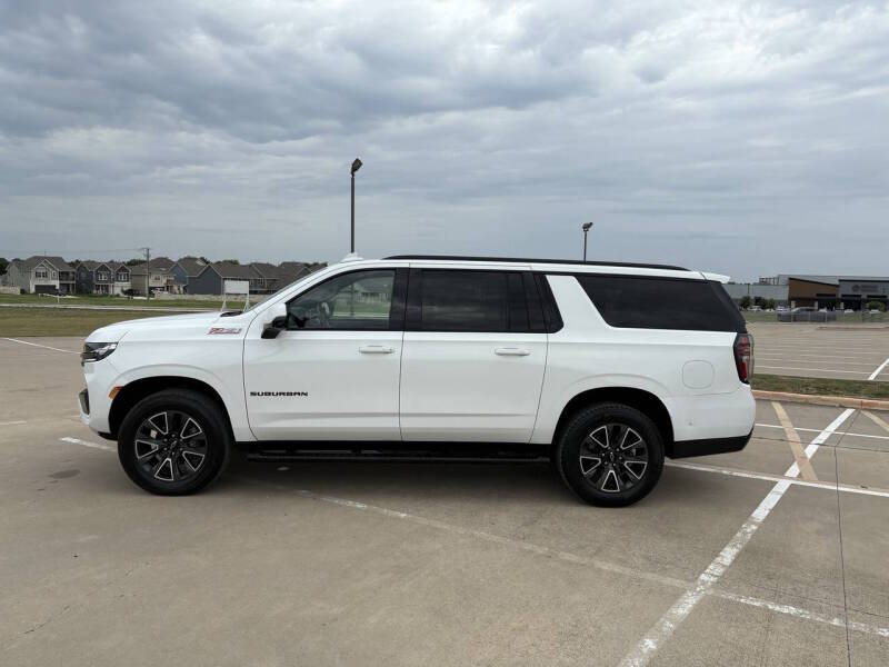 2021 Chevrolet Suburban - Image 1