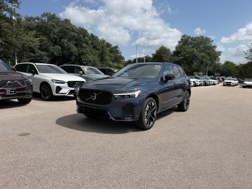 2026 Volvo XC60 - Image 1