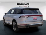 2023 Lincoln Aviator - Preview 3