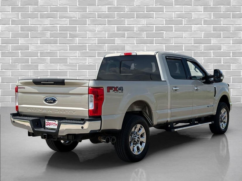 2017 Ford F-250 - Image 3
