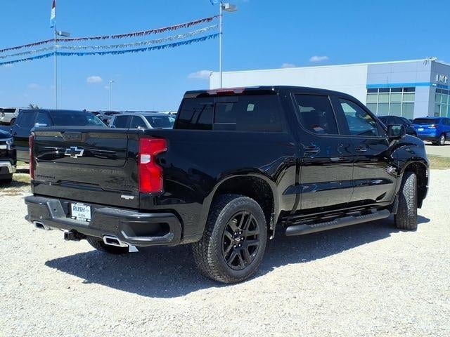 2026 Chevrolet Silverado 1500 - Image 3