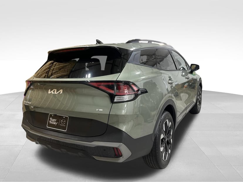 2023 Kia Sportage - Image 2