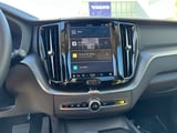 2025 Volvo XC60 - Preview 10
