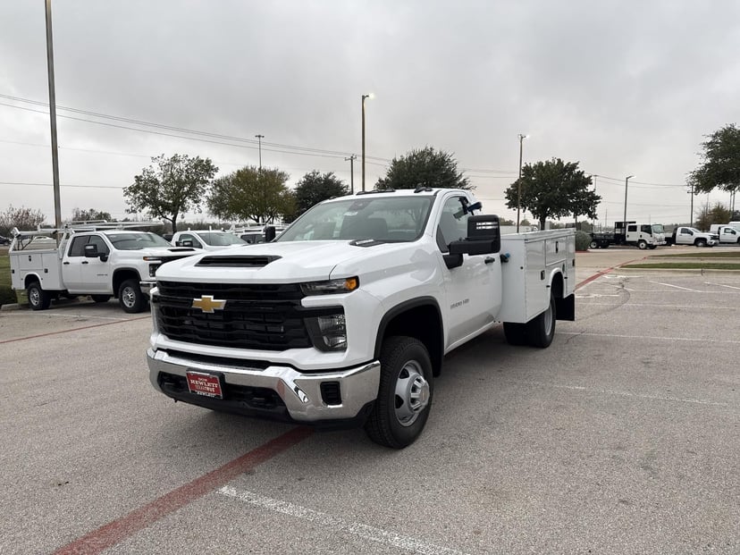 2025 Chevrolet Silverado 3500 HD - Image 1