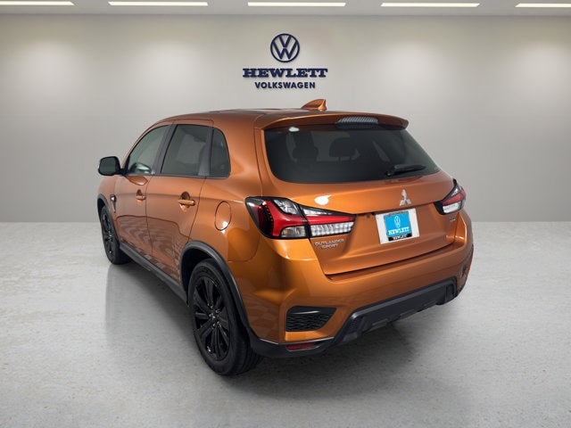 2025 Mitsubishi Outlander Sport - Image 3