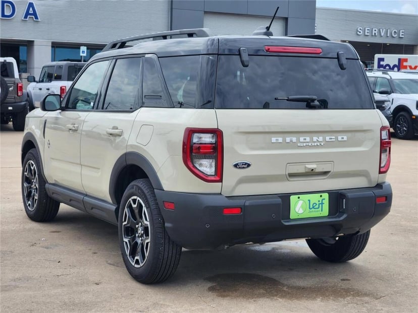 2025 Ford Bronco Sport - Image 3