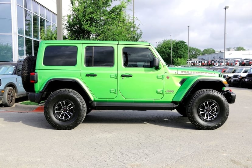 2025 Jeep Wrangler - Image 2