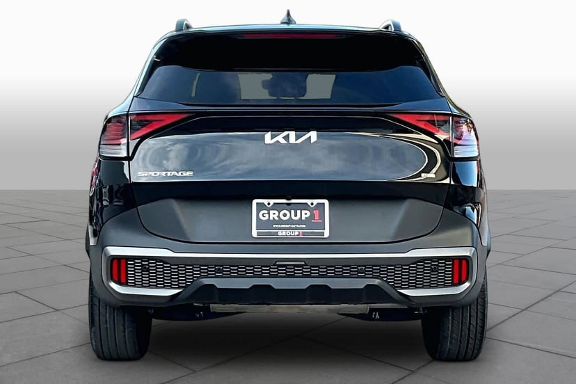 2023 Kia Sportage - Image 3