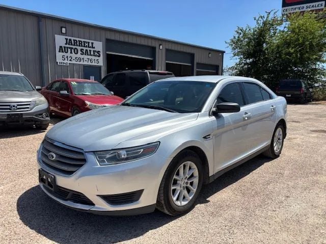 2015 Ford Taurus - Image 1