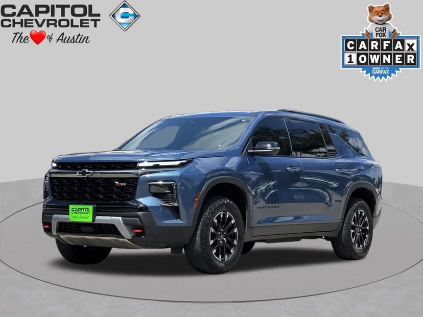 2025 Chevrolet Traverse - Image 2