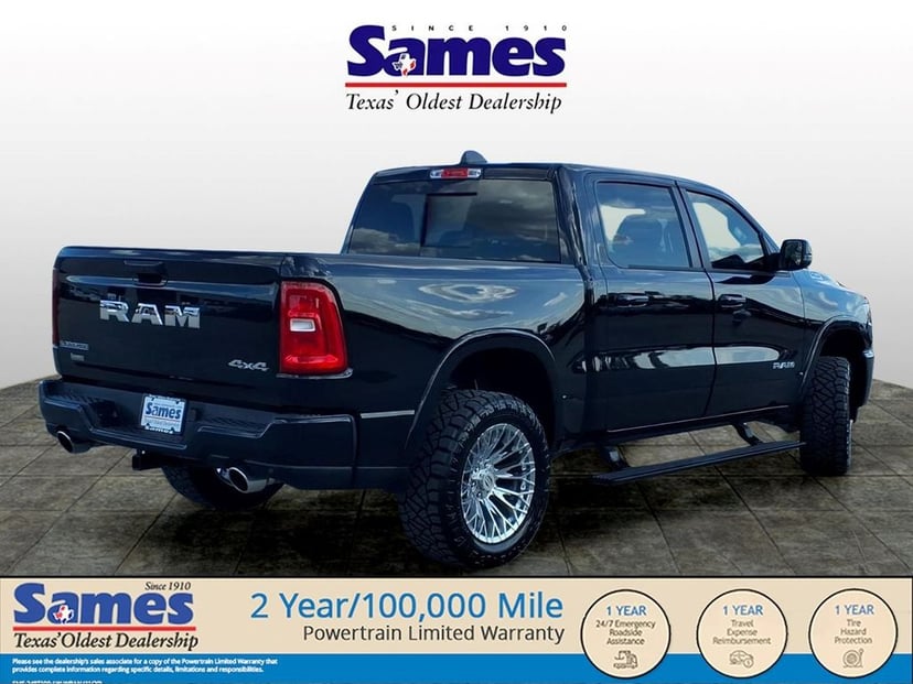 2025 Ram 1500 - Image 3