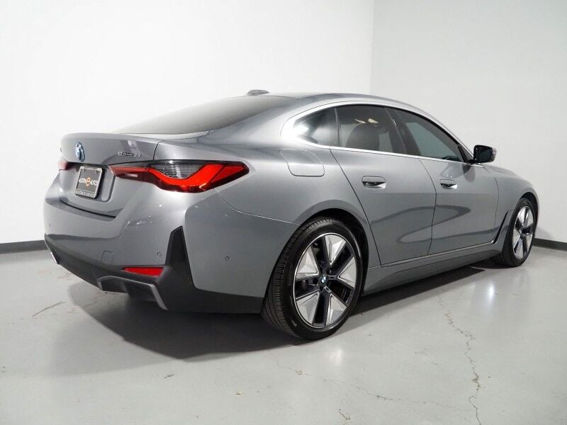 2023 BMW i4 eDrive35 Gran Coupe - Image 3