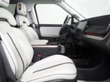 2024 Rivian R1S - Preview 14
