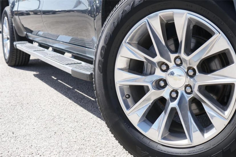 2020 Chevrolet Silverado - Image 3