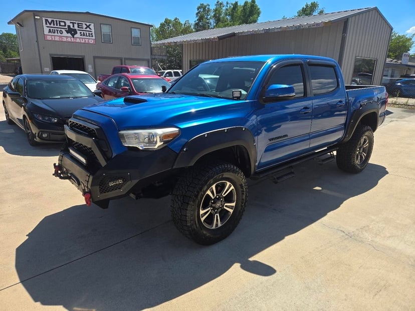 2017 Toyota Tacoma - Image 1