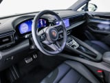 2026 Porsche Macan Electric - Preview 4