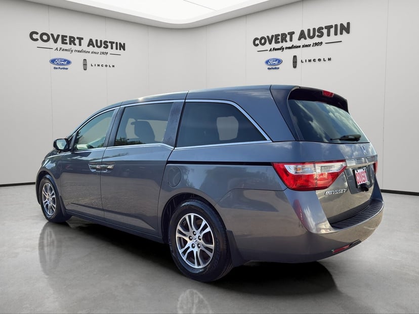 2012 Honda Odyssey - Image 2