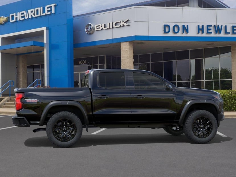 2026 Chevrolet Colorado - Image 2
