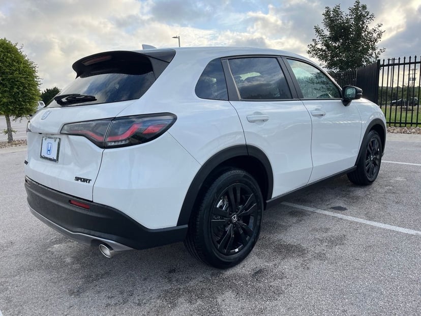 2027 Honda HR-V - Image 2