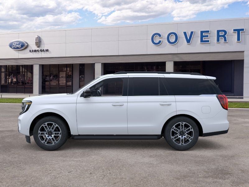 2026 Ford Expedition - Image 2