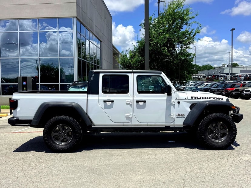 2020 Jeep Gladiator - Image 1