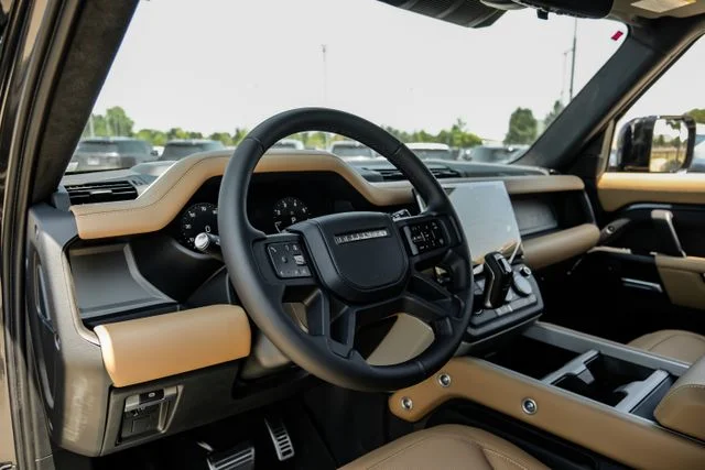2026 Land Rover Defender - Image 3