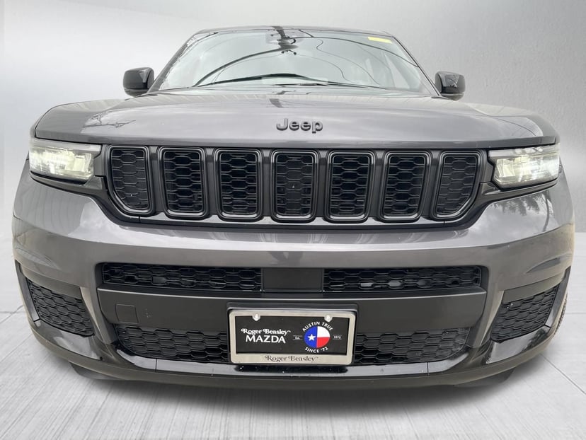 2023 Jeep Grand Cherokee L - Image 1