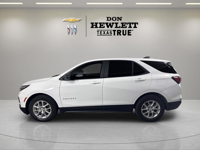 2024 Chevrolet Equinox - Image 2